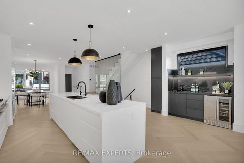 Photo 11 at 62 Hartley Avenue, Belgravia, Toronto