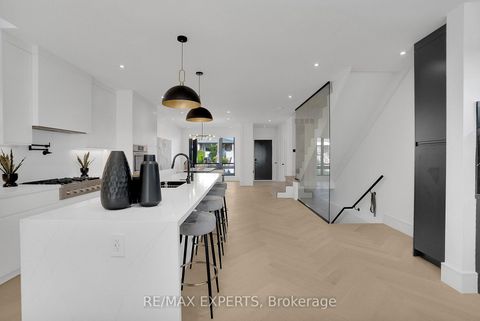 Photo 13 at 62 Hartley Avenue, Belgravia, Toronto