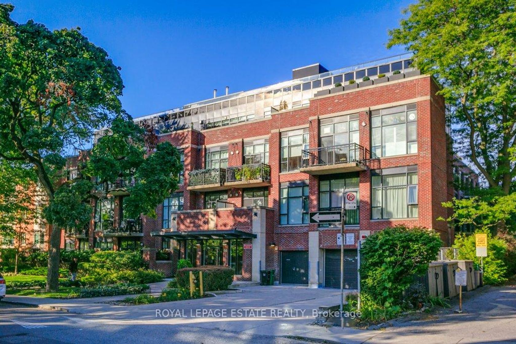 408 - 66 Kippendavie Avenue, The Beaches, Toronto 