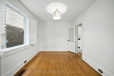 Photo 10 at 49 Rawlinson Avenue, Mount Pleasant East, Toronto