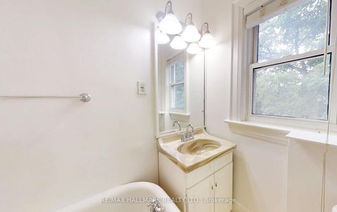 Photo 20 at 49 Rawlinson Avenue, Mount Pleasant East, Toronto