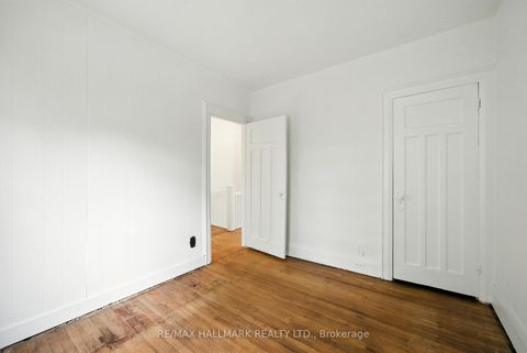 Photo 21 at 49 Rawlinson Avenue, Mount Pleasant East, Toronto
