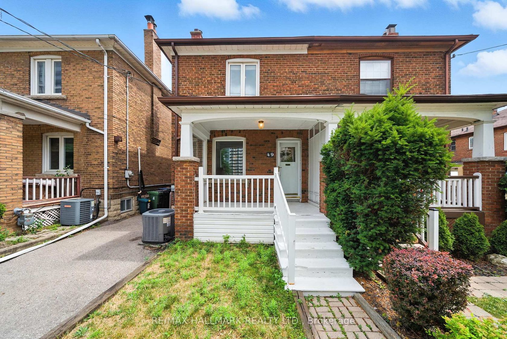 49 Rawlinson Avenue, Mount Pleasant East, Toronto 