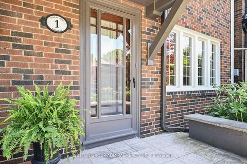Photo 2 at 1 Valleyview Gardens, Lambton Baby Point, Toronto