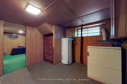 Photo 20 at 1 Valleyview Gardens, Lambton Baby Point, Toronto