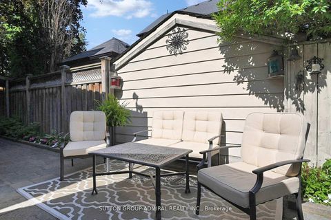 Photo 26 at 1 Valleyview Gardens, Lambton Baby Point, Toronto