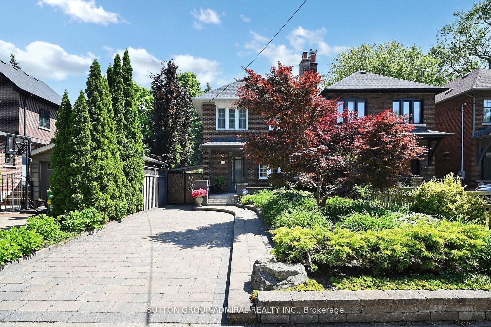 1 Valleyview Gardens, Lambton Baby Point, Toronto 