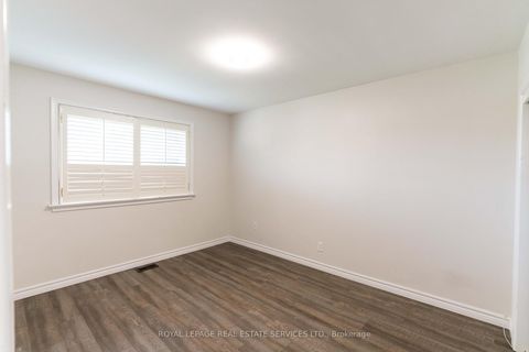 Photo 7 at 365 Sandhurst Drive, WO West, Oakville