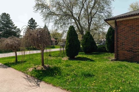 Photo 23 at 365 Sandhurst Drive, WO West, Oakville