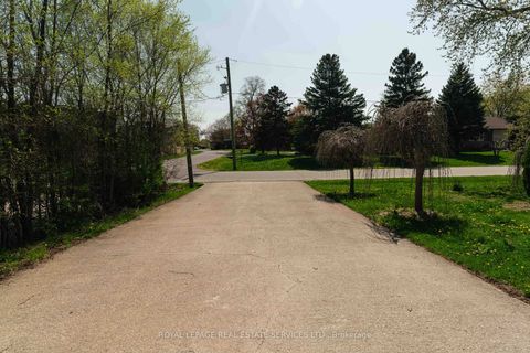 Photo 24 at 365 Sandhurst Drive, WO West, Oakville