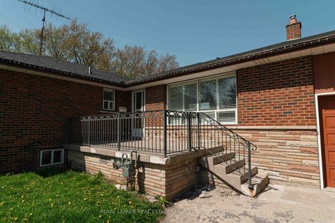 Photo 25 at 365 Sandhurst Drive, WO West, Oakville