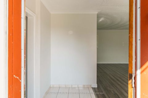 Photo 27 at 365 Sandhurst Drive, WO West, Oakville