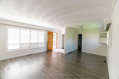 Photo 30 at 365 Sandhurst Drive, WO West, Oakville