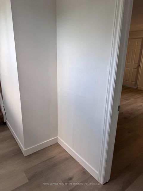 Photo 36 at 365 Sandhurst Drive, WO West, Oakville