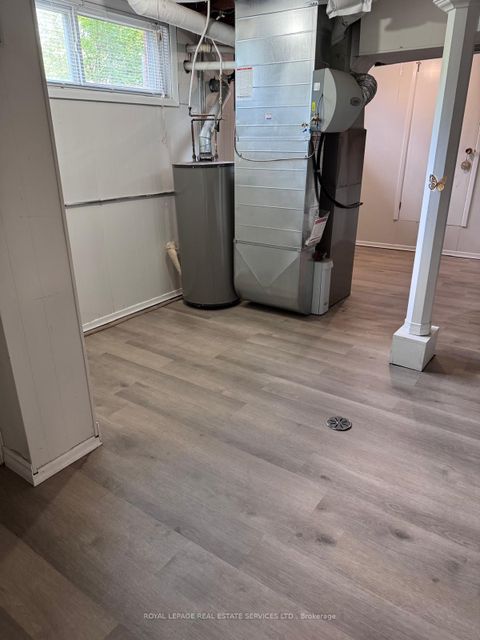 Photo 37 at 365 Sandhurst Drive, WO West, Oakville