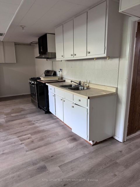 Photo 40 at 365 Sandhurst Drive, WO West, Oakville
