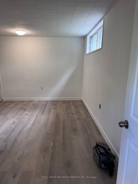 Photo 44 at 365 Sandhurst Drive, WO West, Oakville