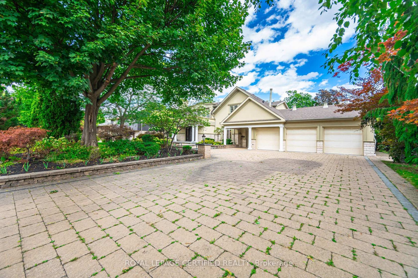 2197 Courrier Lane, Erindale, Mississauga 