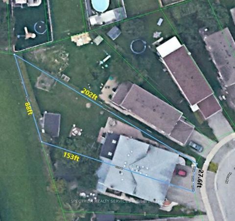 Photo 3 at 20 Terra Road, East Woodbridge, Vaughan Photo 3 at 20 Terra Road, East Woodbridge, Vaughan