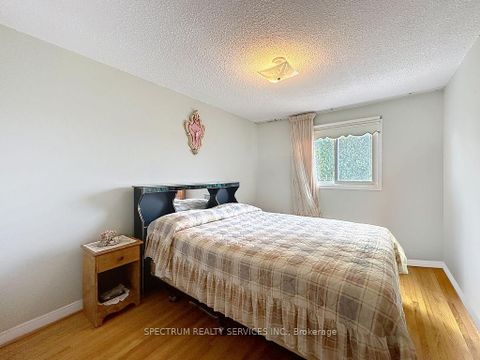 Photo 19 at 20 Terra Road, East Woodbridge, Vaughan