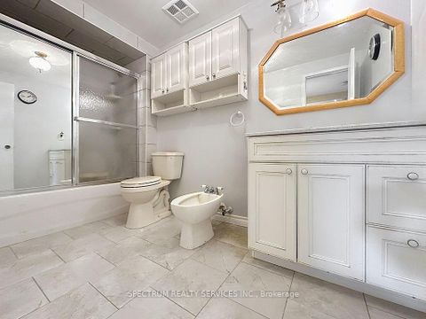 Photo 33 at 20 Terra Road, East Woodbridge, Vaughan