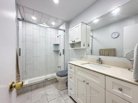 Photo 34 at 20 Terra Road, East Woodbridge, Vaughan