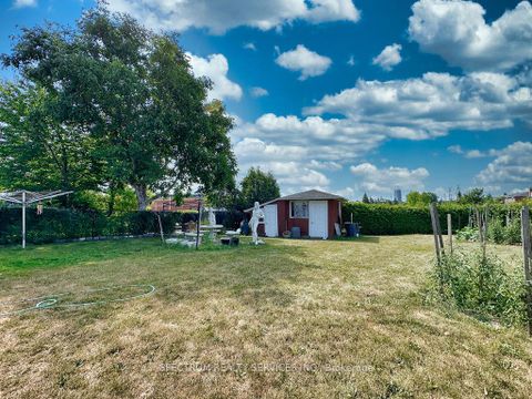 Photo 35 at 20 Terra Road, East Woodbridge, Vaughan
