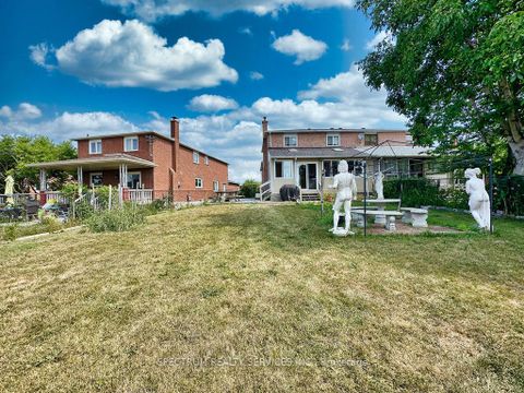 Photo 36 at 20 Terra Road, East Woodbridge, Vaughan