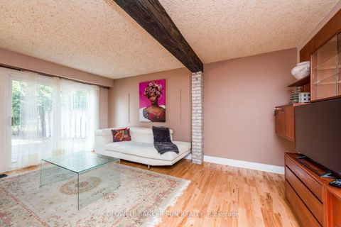 Photo 24 at 2483 Yarmouth Crescent, WO West, Oakville