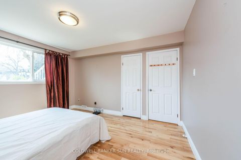 Photo 29 at 2483 Yarmouth Crescent, WO West, Oakville