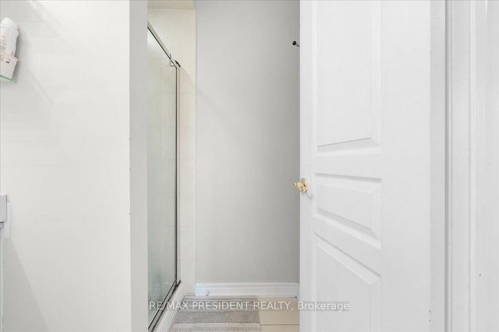 Photo 21 at 56 Natronia Trail, Bram East, Brampton