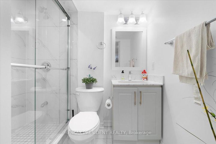 Photo 43 at 56 Natronia Trail, Bram East, Brampton