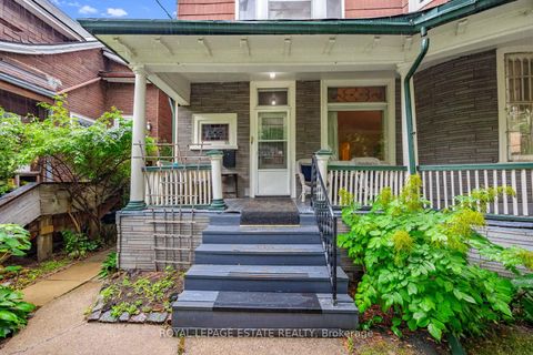 Photo 4 at 55 Leuty Avenue, The Beaches, Toronto