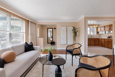 Photo 6 at 339 Woodale Avenue, WO West, Oakville