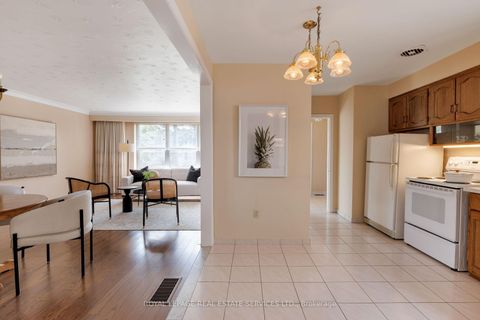 Photo 14 at 339 Woodale Avenue, WO West, Oakville