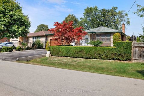 Photo 43 at 339 Woodale Avenue, WO West, Oakville