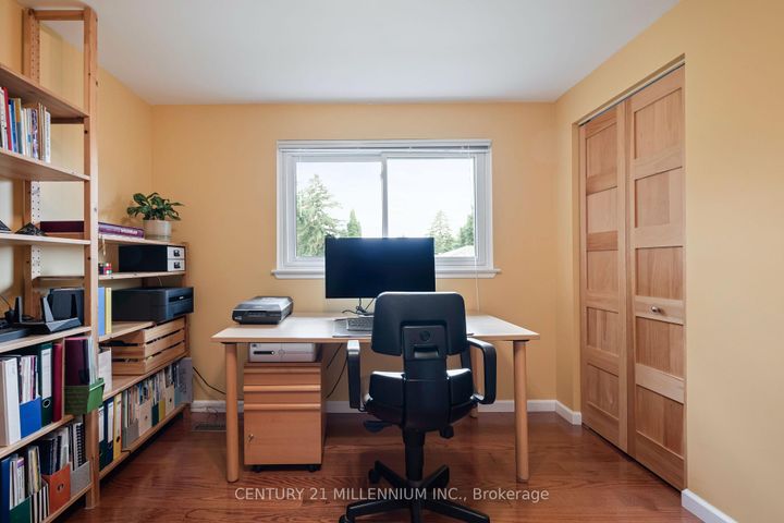Photo 26 at 43 Erindale Crescent, Brampton East, Brampton