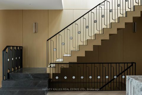 Photo 18 at 126 Sherwood Avenue, Mount Pleasant East, Toronto