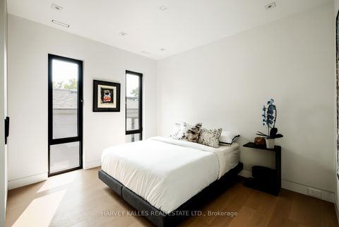 Photo 28 at 126 Sherwood Avenue, Mount Pleasant East, Toronto