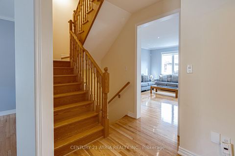 Photo 14 at 137 Barons Street, Kleinburg, Vaughan