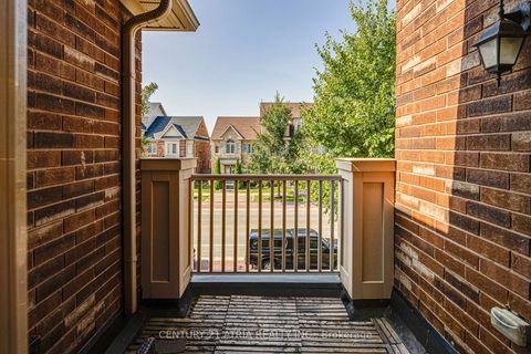 Photo 22 at 137 Barons Street, Kleinburg, Vaughan