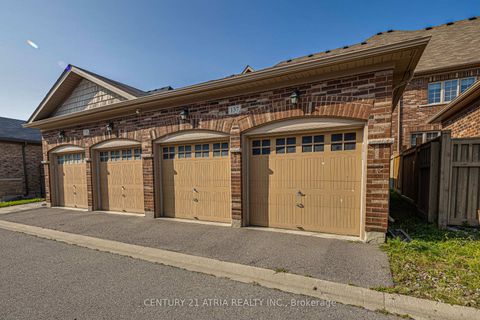 Photo 32 at 137 Barons Street, Kleinburg, Vaughan