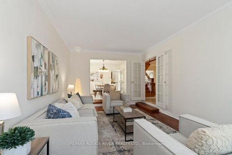 Photo 7 at 20 Gaslight Crescent, Highland Creek, Toronto