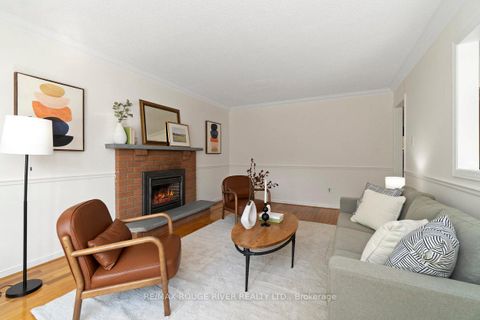 Photo 16 at 20 Gaslight Crescent, Highland Creek, Toronto