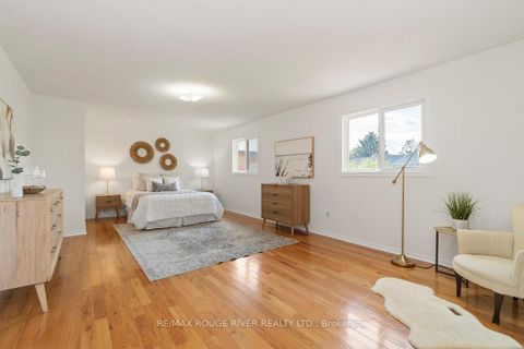 Photo 20 at 20 Gaslight Crescent, Highland Creek, Toronto