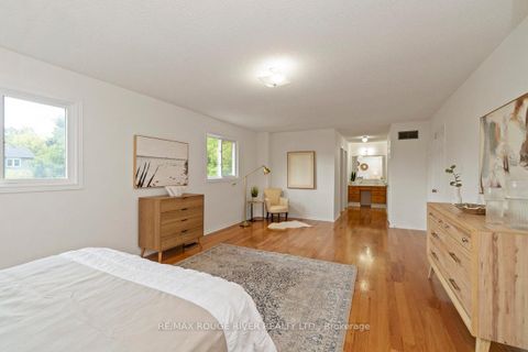 Photo 22 at 20 Gaslight Crescent, Highland Creek, Toronto