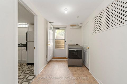 Photo 36 at 20 Gaslight Crescent, Highland Creek, Toronto