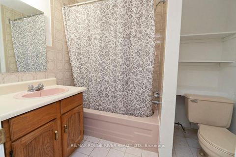 Photo 42 at 20 Gaslight Crescent, Highland Creek, Toronto