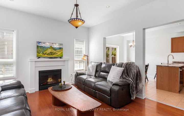 Photo 9 at 4762 Allegheny Road, Hurontario, Mississauga