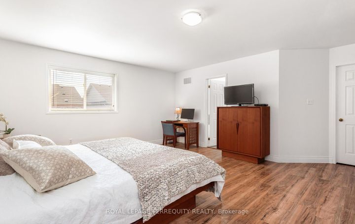 Photo 23 at 4762 Allegheny Road, Hurontario, Mississauga